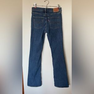 715 Bootcut Levi’s Size 28